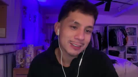 Snapshot of ch3micalhyp3boy chatting on October 6, 3:15 am Kpapi online show from October 6, 3:15 am