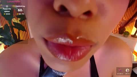 CHAARLOTTEE online show from May 1, 10:03 pm