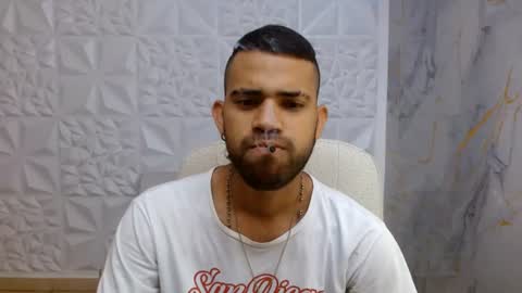 chacorta_ online show from June 30, 12:39 pm