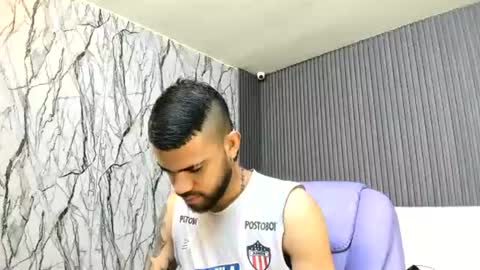 chacorta_ online show from July 9, 12:31 pm