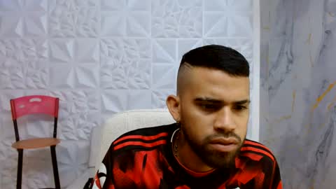 chacorta_ online show from July 12, 12:51 pm
