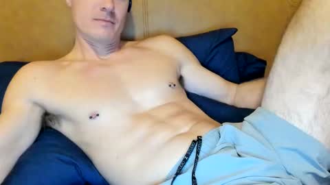 Snapshot of chadfox chatting on November 20, 7:13 pm Chad online show from November 20, 7:13 pm