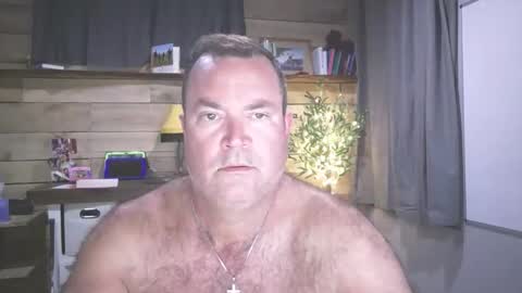 chadmichaell online show from April 27, 12:14 pm