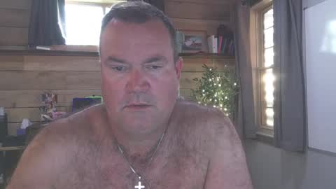 chadmichaell online show from April 28, 11:37 am