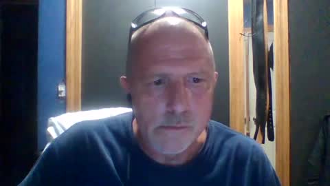 chadsters123 online show from July 30, 1:37 am