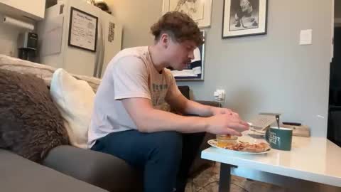 ChadTitan online show from June 9, 5:02 pm