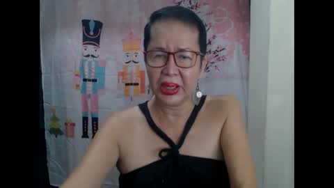 Snapshot of champaka123 chatting on May 21, 12:34 pm champaka online show from May 21, 12:34 pm