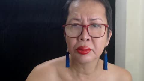 Snapshot of champaka123 chatting on June 15, 10:01 pm champaka online show from June 15, 10:01 pm