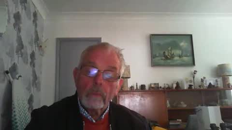 Champers online show from May 4, 12:01 pm