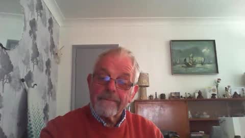 Champers online show from May 5, 9:06 am