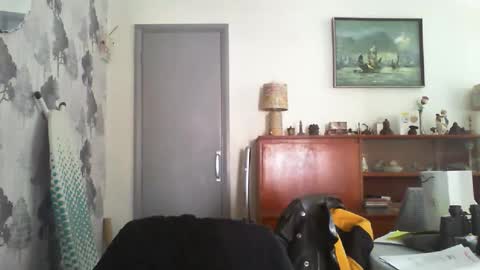 Champers online show from May 7, 9:36 am