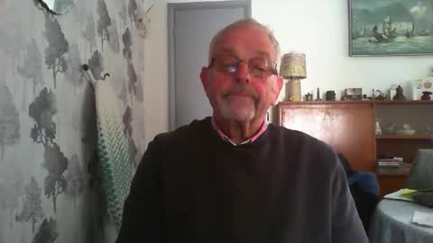 Champers online show from May 13, 8:55 am