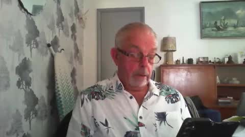 Champers online show from May 23, 9:57 am