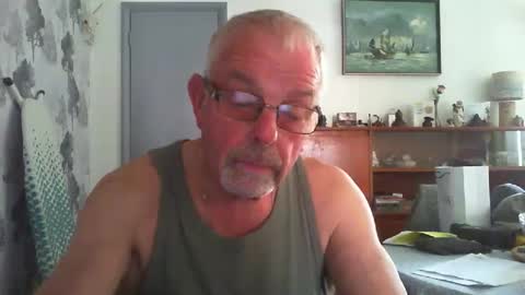 Champers online show from May 27, 8:55 am