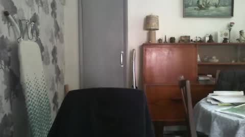 Champers online show from July 22, 8:39 am