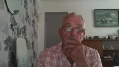Champers online show from July 26, 11:39 am