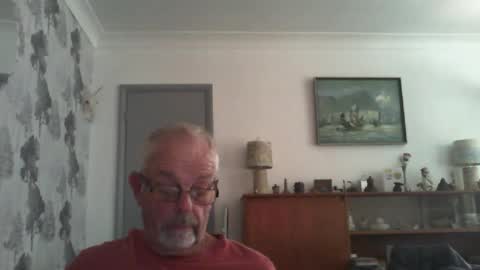 Champers online show from August 3, 2:33 pm