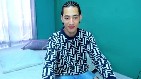 Snapshot of chandler_kenji chatting on December 3, 9:56 pm Kenji online show from December 3, 9:56 pm