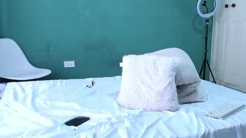 Snapshot of chandler_kenji chatting on January 18, 5:04 pm Kenji online show from January 18, 5:04 pm