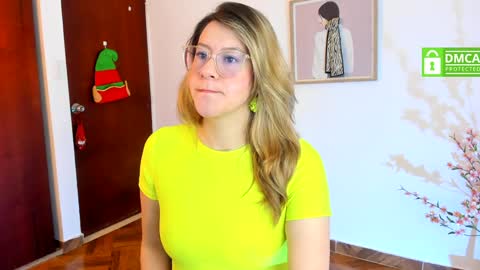 Snapshot of chanell_taylor_ chatting on January 5, 1:04 pm chanell online show from January 5, 1:04 pm