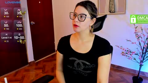 Snapshot of chanell_taylor_ chatting on January 25, 5:40 pm chanell online show from January 25, 5:40 pm