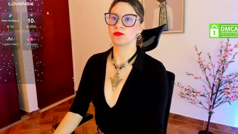 Snapshot of chanell_taylor_ chatting on February 2, 3:39 pm chanell online show from February 2, 3:39 pm