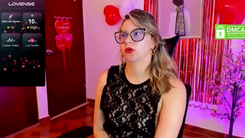 Snapshot of chanell_taylor_ chatting on February 13, 6:05 pm chanell online show from February 13, 6:05 pm