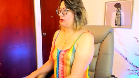 Snapshot of chanell_taylor_ chatting on September 17, 11:56 am chanell online show from September 17, 11:56 am