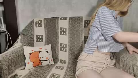 Lia online show from March 16, 7:23 am