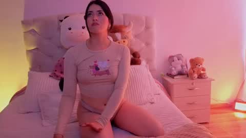 Chanell online show from September 14, 8:52 pm