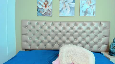 Snapshot of channeljonson chatting on January 21, 6:34 pm Channel online show from January 21, 6:34 pm