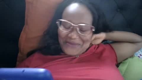 Snapshot of chantal99 chatting on October 5, 6:50 pm chantal99 online show from October 5, 6:50 pm