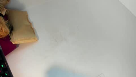 chantal_fuck online show from July 23, 1:30 am