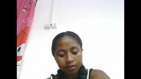 chantale483461 online show from April 25, 1:41 pm
