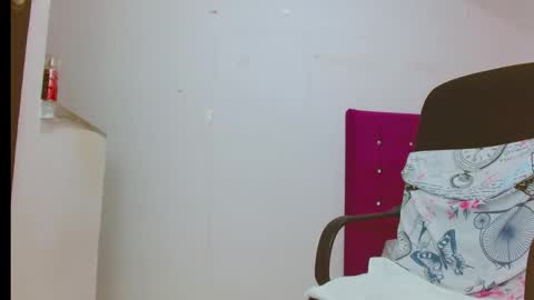 chantal sweety  and horny latina for u online show from February 25, 2:05 pm