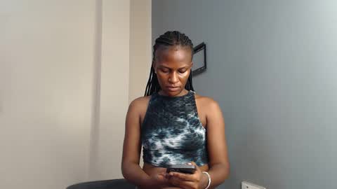 Chantel online show from November 15, 7:16 am