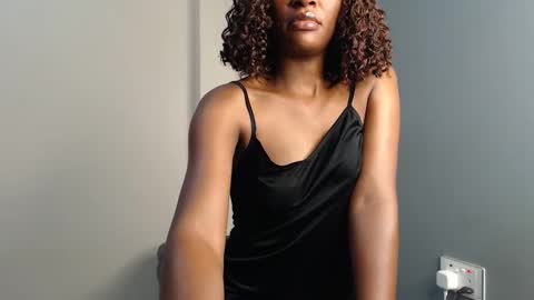 Chantel online show from November 22, 3:38 am