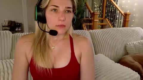 char  online show from March 11, 12:27 am