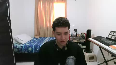 Snapshot of charle_bodychange chatting on July 21, 5:59 pm Charles Sanabria online show from July 21, 5:59 pm