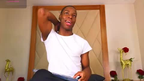 Snapshot of charlesbrown_ chatting on June 26, 2:32 pm charlesbrown_ online show from June 26, 2:32 pm