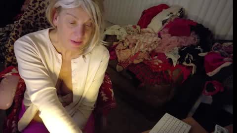 Charli online show from January 7, 2:58 am