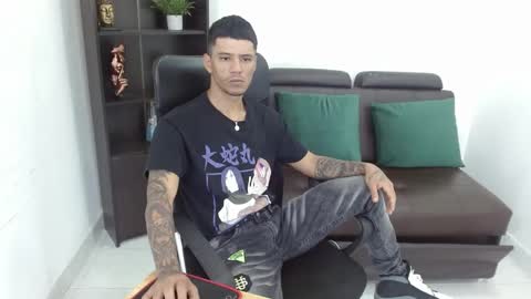 Snapshot of charlie_oconnor chatting on February 25, 3:31 am Charlie oconnor online show from February 25, 3:31 am