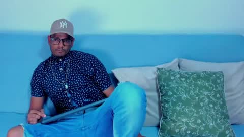 charlie_p_ online show from July 9, 10:58 pm