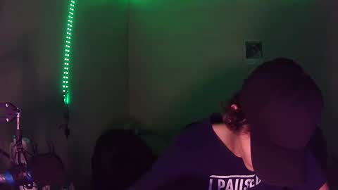 Snapshot of charlied09302 chatting on October 26, 6:52 am char sexiness online show from October 26, 6:52 am