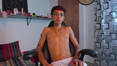 Charles Russo online show from December 5, 8:00 am