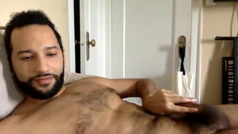 Snapshot of charliehorse44 chatting on February 27, 4:32 pm charliehorse44 online show from February 27, 4:32 pm