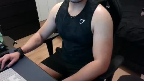 charliekkw online show from January 11, 12:15 am