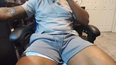 Snapshot of charliesierra310 chatting on February 8, 4:10 pm CharlieSierra96 online show from February 8, 4:10 pm