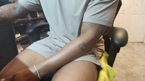 Snapshot of charliesierra310 chatting on March 9, 7:29 pm CharlieSierra96 online show from March 9, 7:29 pm