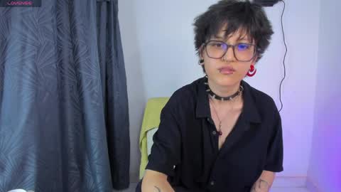 Charlie online show from April 6, 8:43 pm